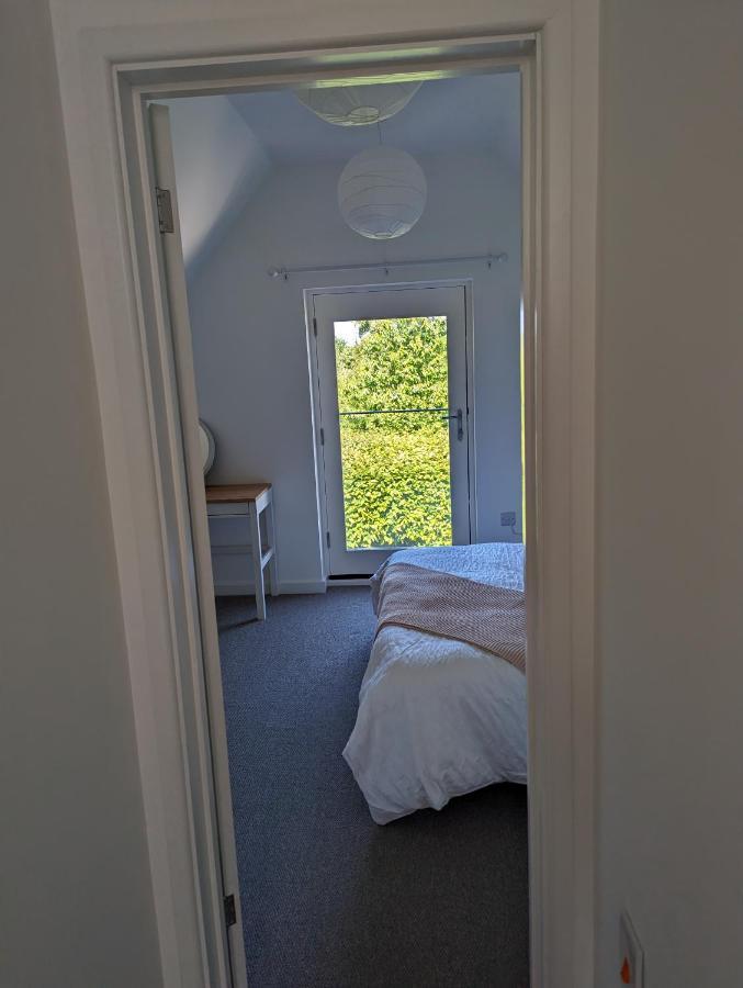 Myrtle Stables - Converted, Self-Contained, Countryside Hernhill エクステリア 写真